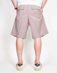 Bermuda Fresco Lana Este Officina 36 Uomo Art. 0273700522 viewed from the back, showcasing fabric and tailored fit.