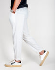 Pantalaccio misto Lino 1921 Store Uomo Art. PAROS, comfort e stile ineguagliabili, ideale per le stagioni calde.