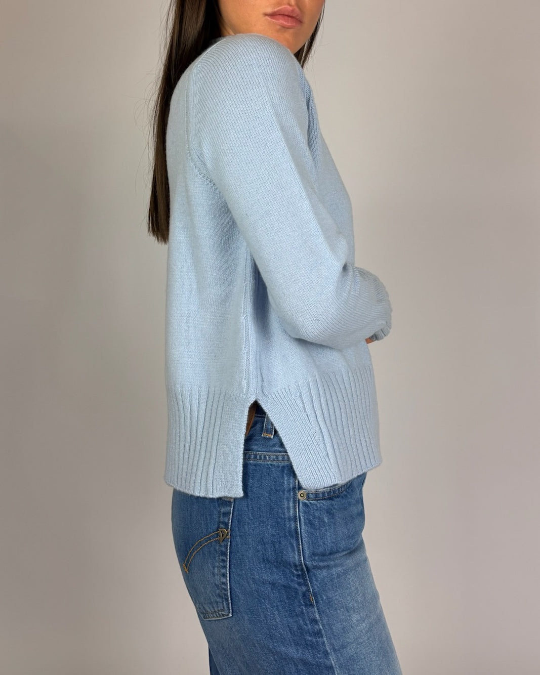 Maglia Girocollo Con Spacchi Calatura Donna Art. ACT435