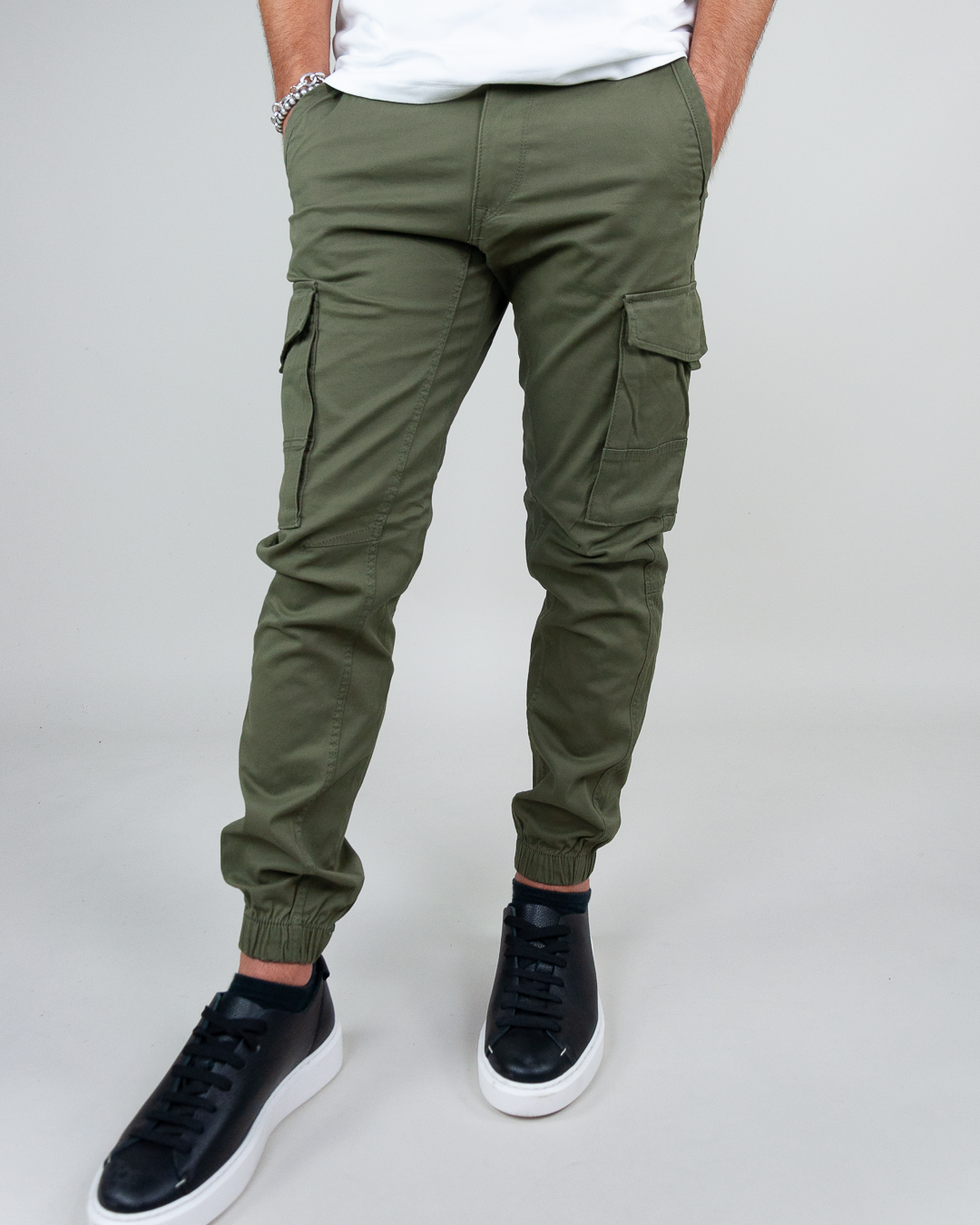 Pantalone Cargo con elastico Jack & Jones Art. 12141844 - 1921 Store