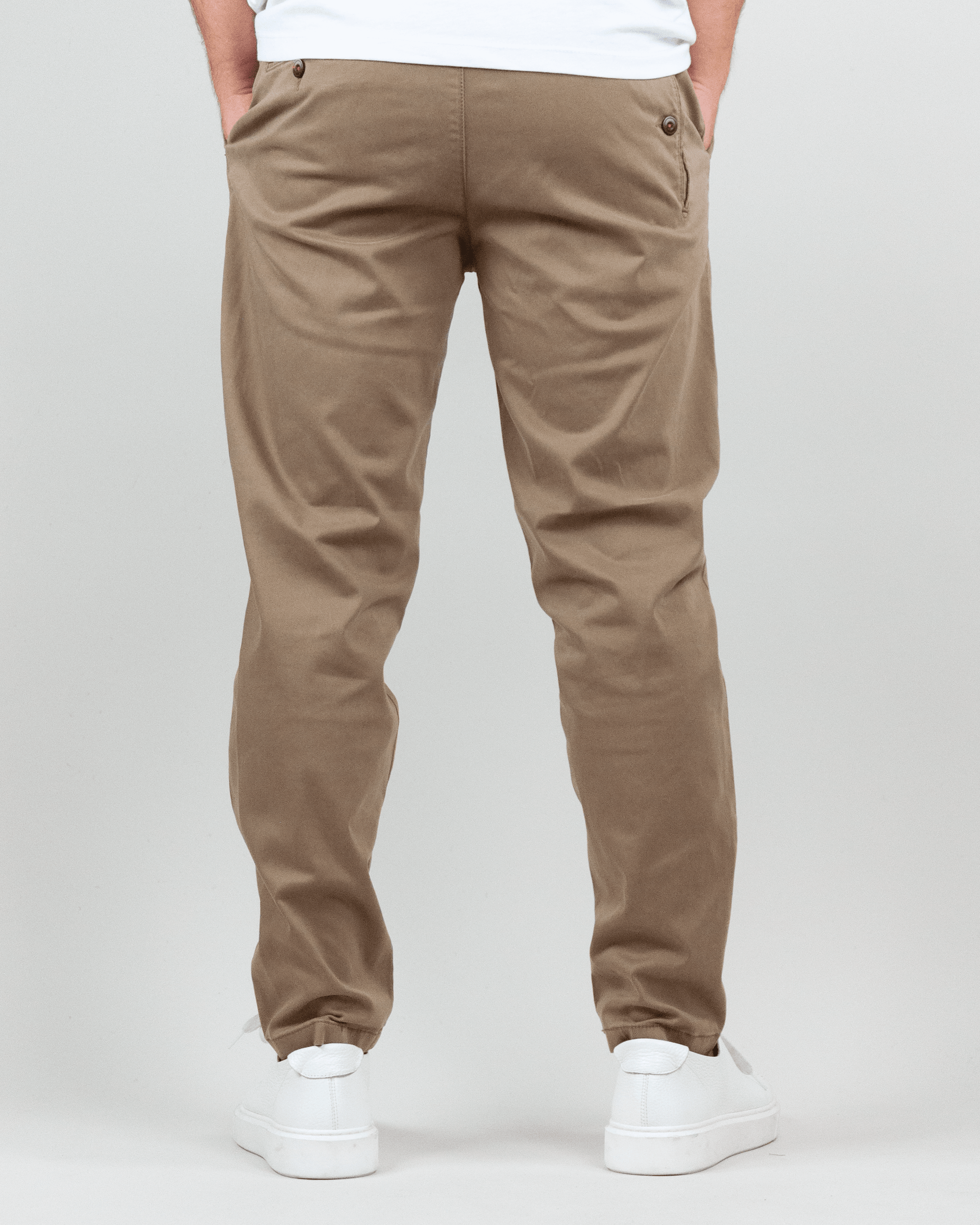 Pantalaccio Berna Uomo Art. BRN M 252112, back view of men's brown pants, casual stylish fit.