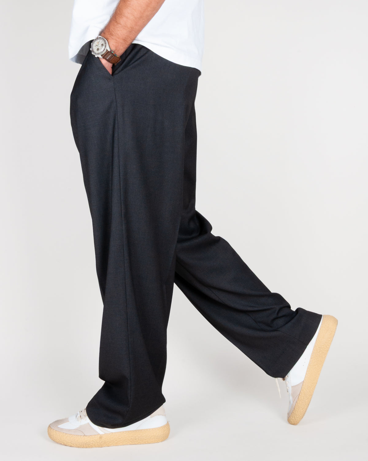 Pantalone fondo ampio con pinces I'm Brian Art. PA3890