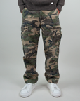 Pantalone Cargo Camouflage Berna Art BRN M 252301 in green and brown camouflage pattern for stylish casual wear.