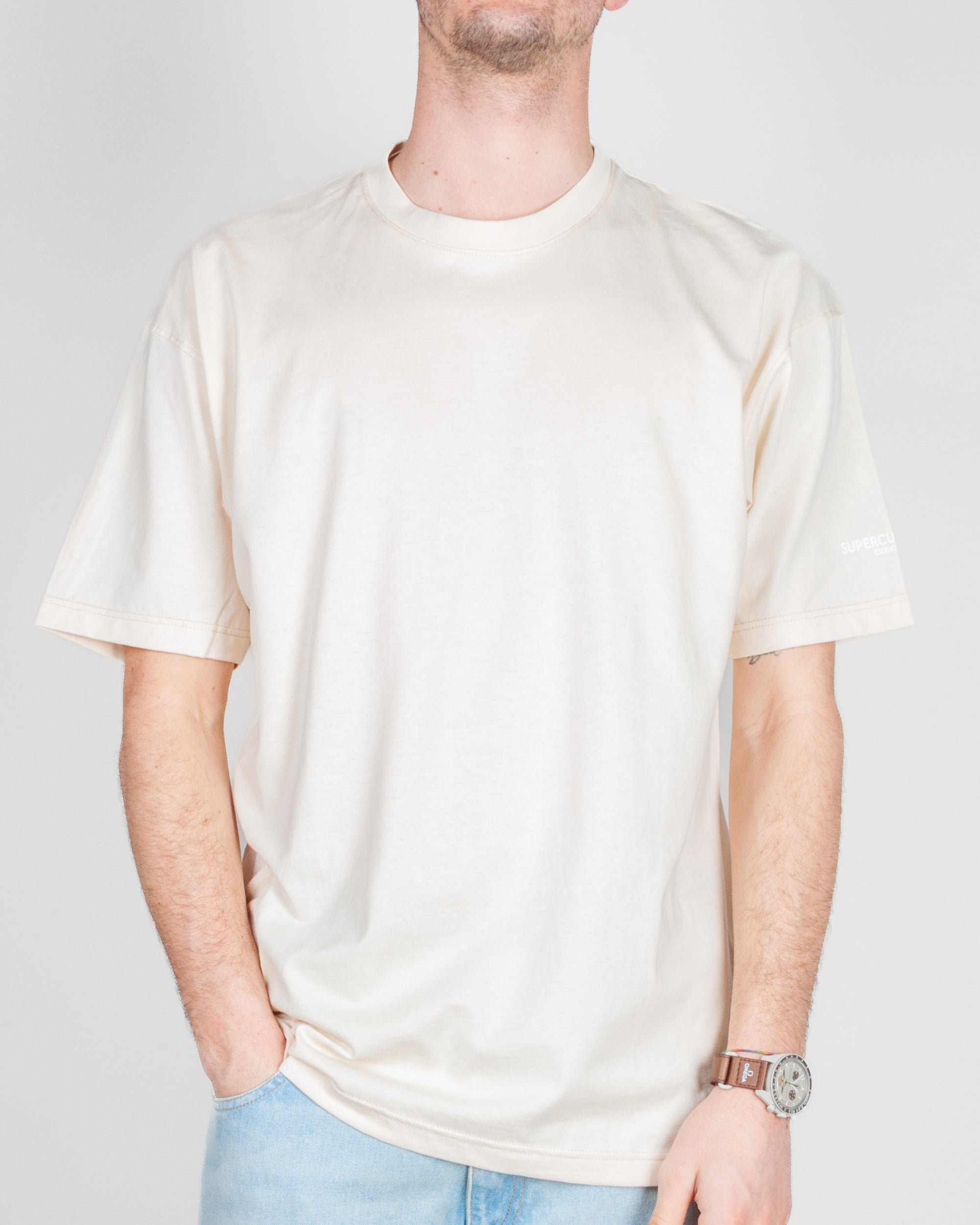 T-shirt Basic Semi Over Superculture Art. MUST