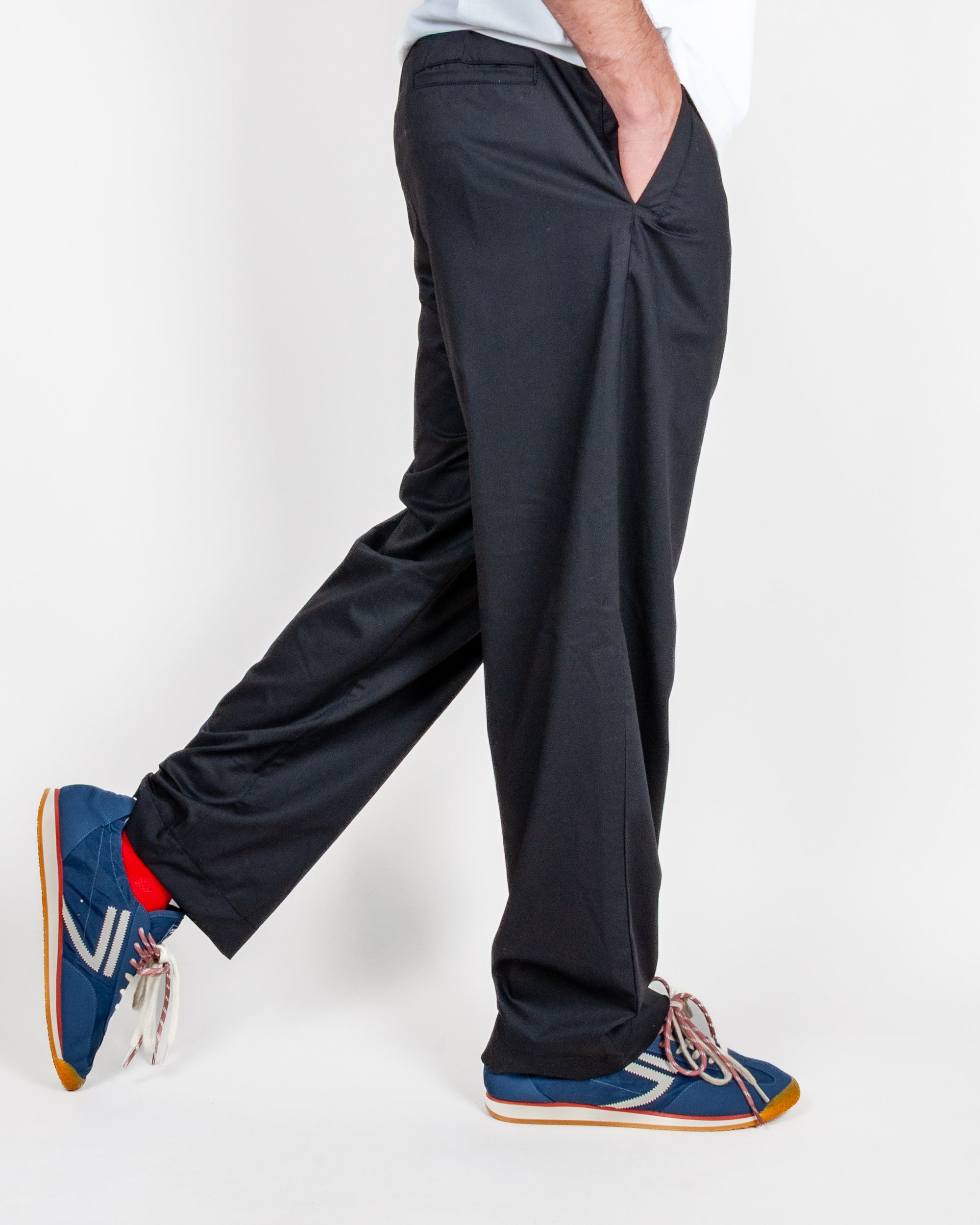 Pantalone con elastico in vita tessuto tecnico no stiro Philotinto Art. 26S38PA