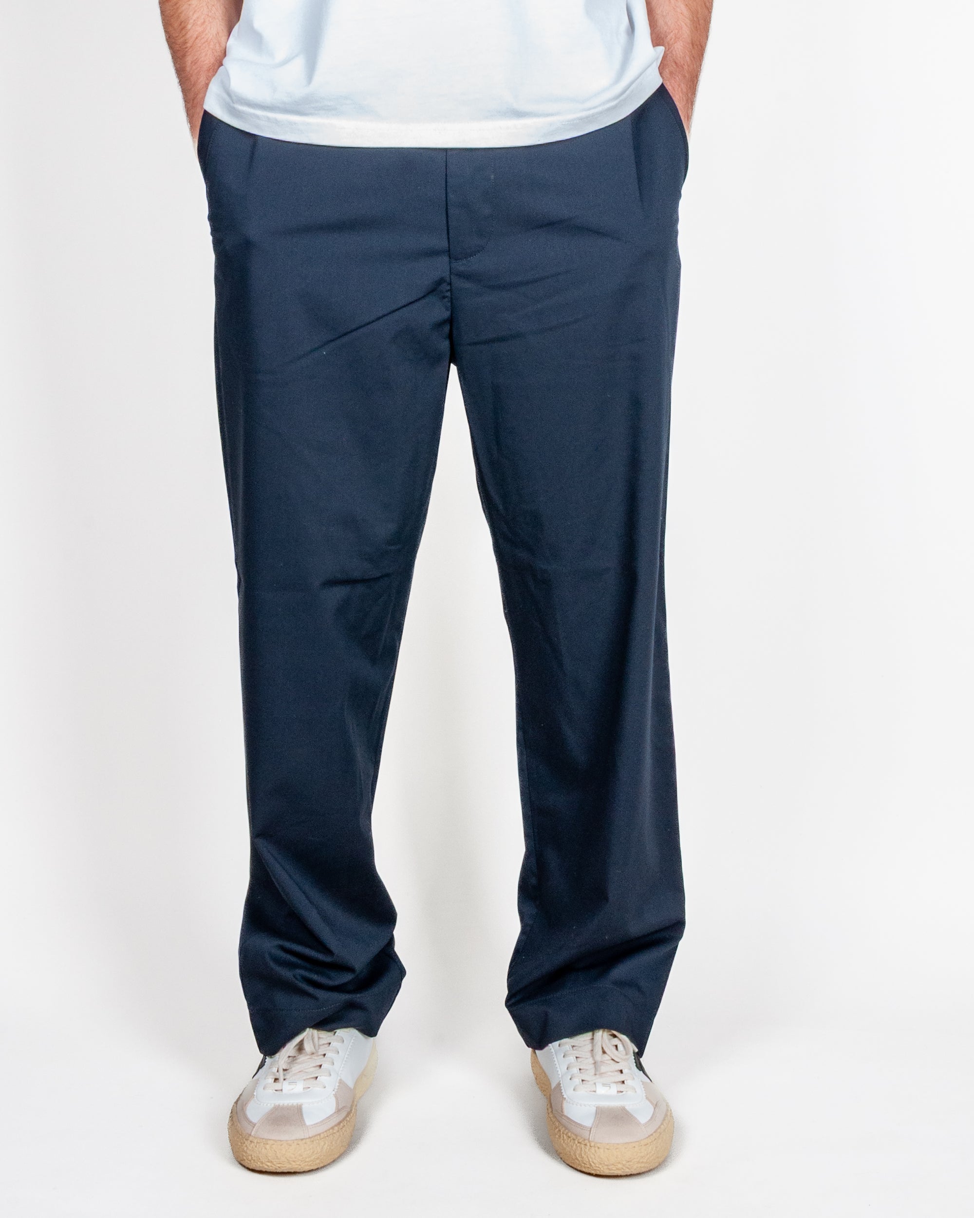 Pantalone con elastico in vita tessuto tecnico no stiro Philotinto Art. 26S38PA