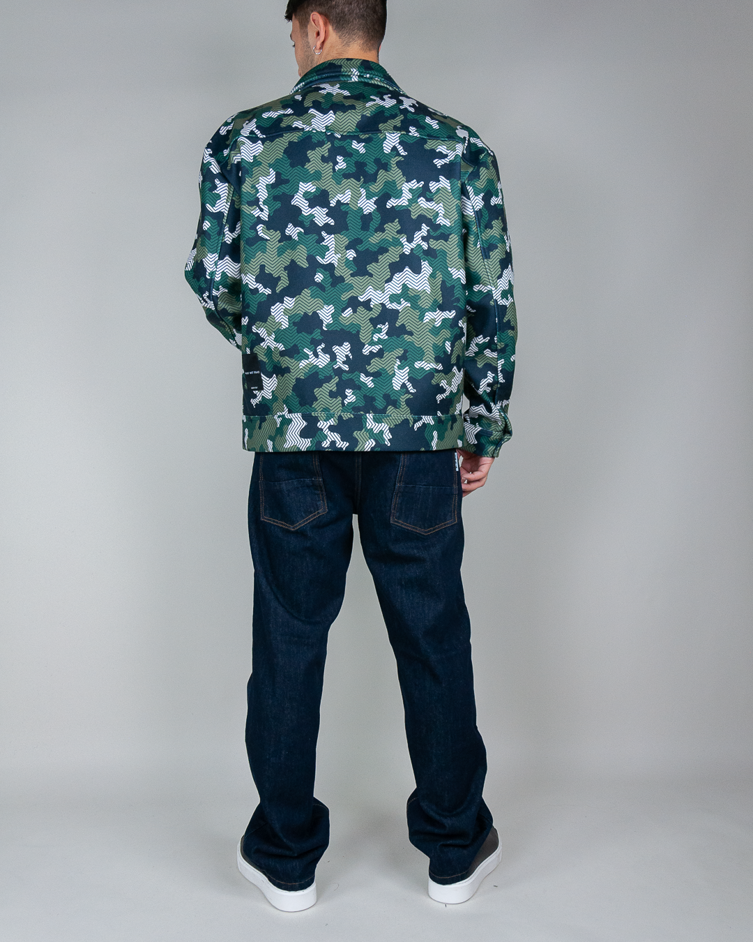 Camicia giubbotto camouflage con pantalone palazzo - 1921 Store