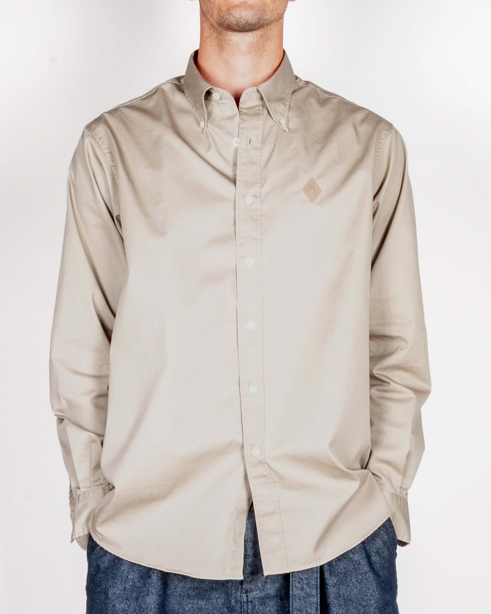 Camicia Botton Down Cotone Amish logo ricamato in colore beige, taglia L, 100% cotone.