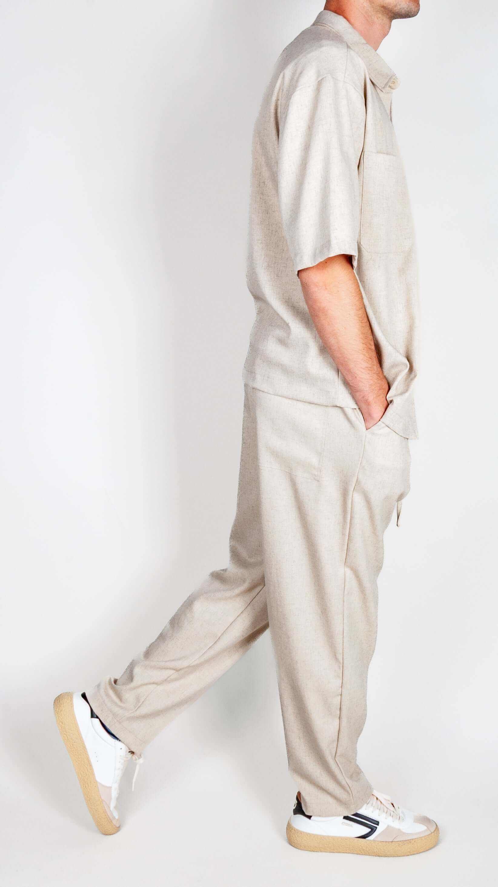 Completo Imperial misto lino in beige, featuring a casual shirt and pants, perfect for stylish comfort.