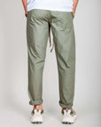 Pantalaccio 100% Cotone Leggerissimo 1921 Store Uomo Art. TENERIFE shown from the back on a model.