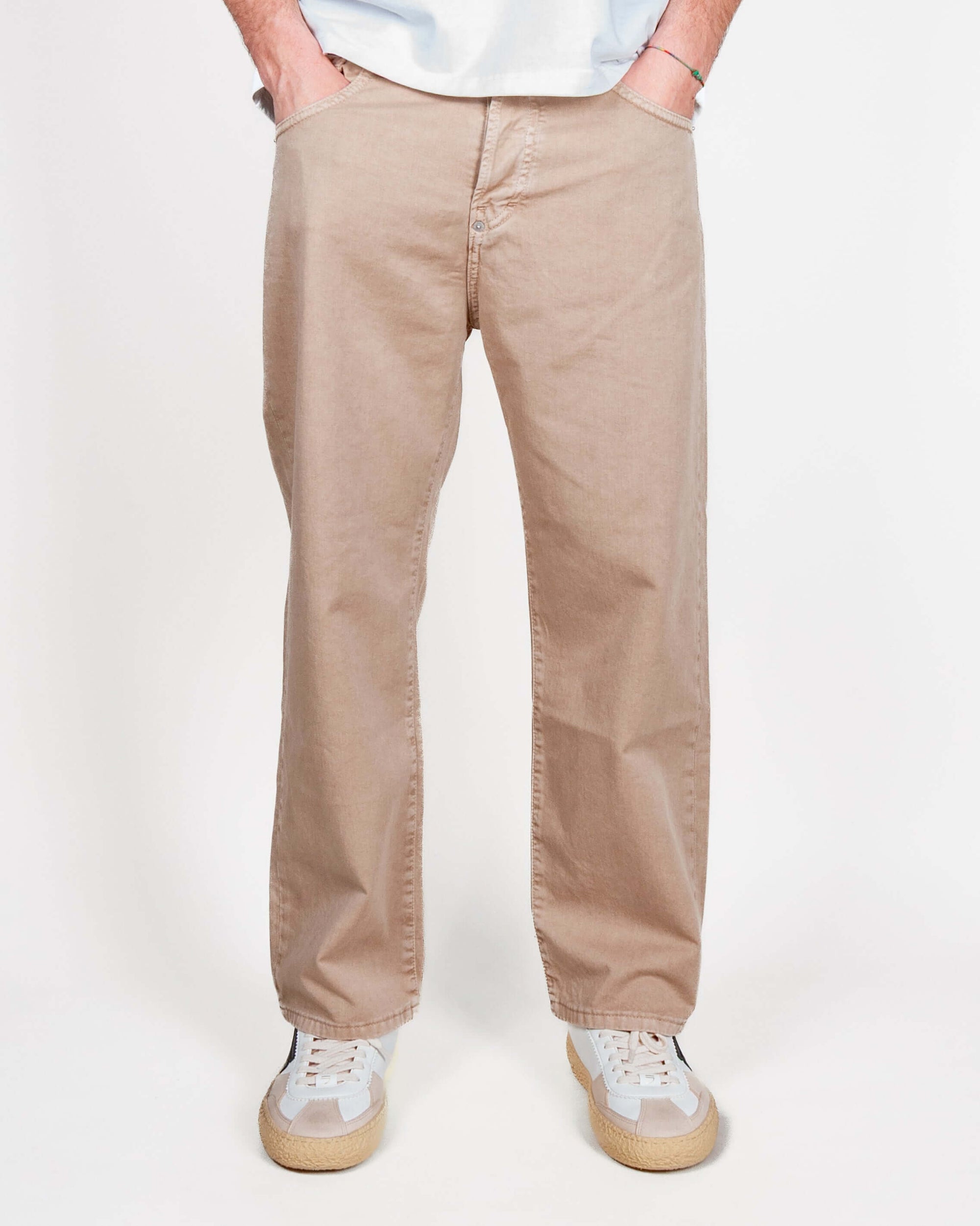 Pantalone 5 tasche in cotone I'm Brian Art. BRADL7, modello indossato da uomo di taglia 32.