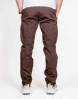 Pantalone slim fit cotone Officina 36, vista posteriore, modello indossa taglia 48, tessuto 98% cotone.
