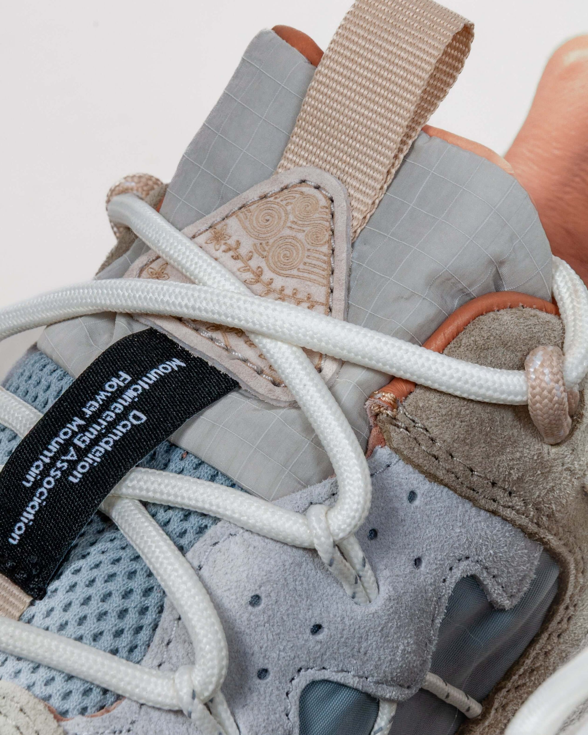 Sneakers Flower Mountain Art. YAMABUSHI - Sneakers in suede e tessuto tecnico Uomo Grigio-Verde Militare